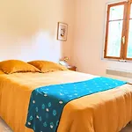 Holiday home Maison En Foret, Calme, Proche Village Et Piste Cyclable - Meuble 3 Etoiles Uza