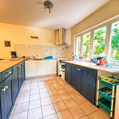 Maison En Foret, Calme, Proche Village Et Piste Cyclable - Meuble 3 Etoiles *