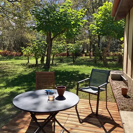 Prázdninový dům Maison En Foret, Calme, Proche Village Et Piste Cyclable - Meuble 3 Etoiles Uza