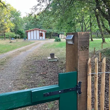 Maison En Forêt, Calme, Proche Village Et Piste Cyclable - Meublé 3 étoiles Hébergement de vacances *